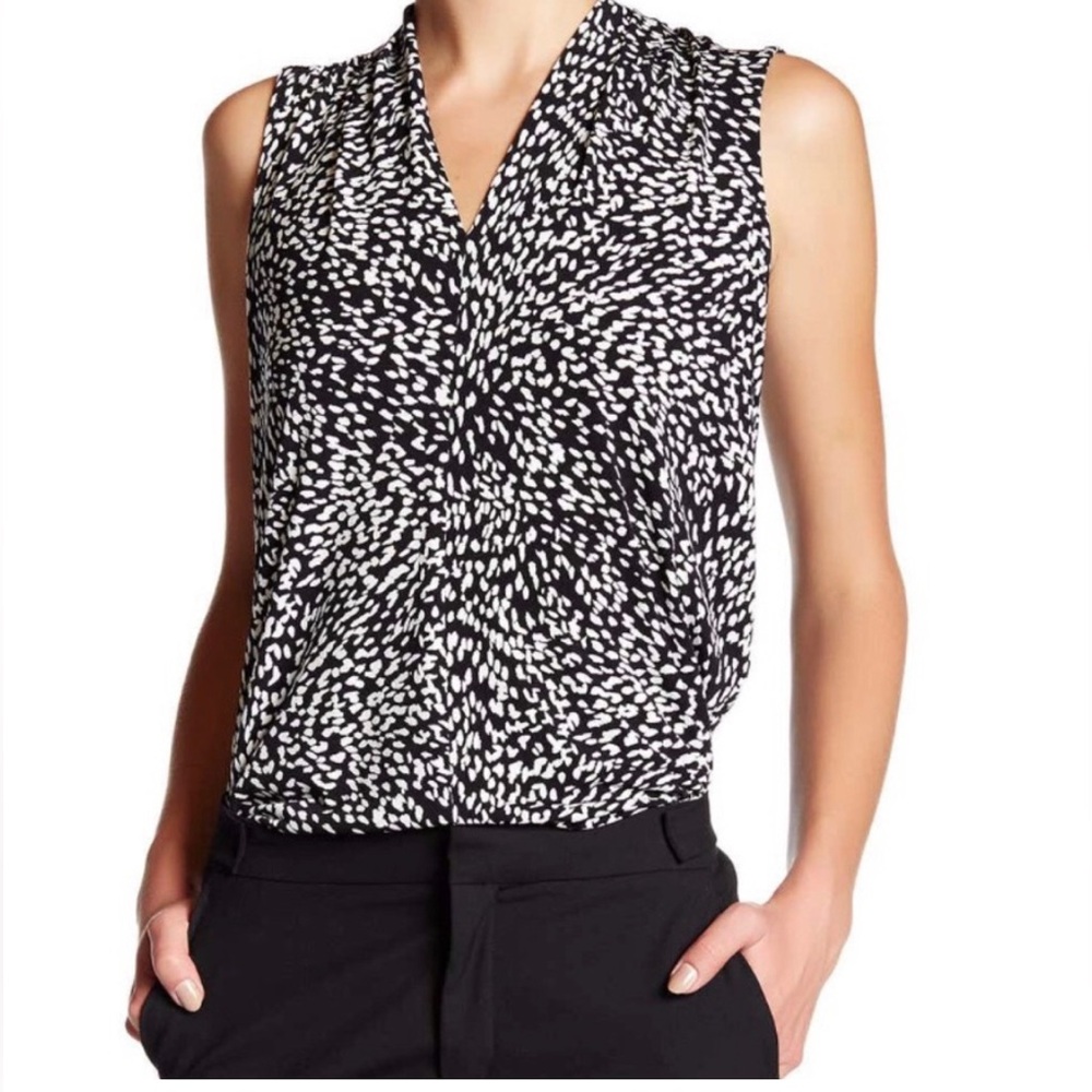 Vince Camuto Black and White Sleeveless Women's Top